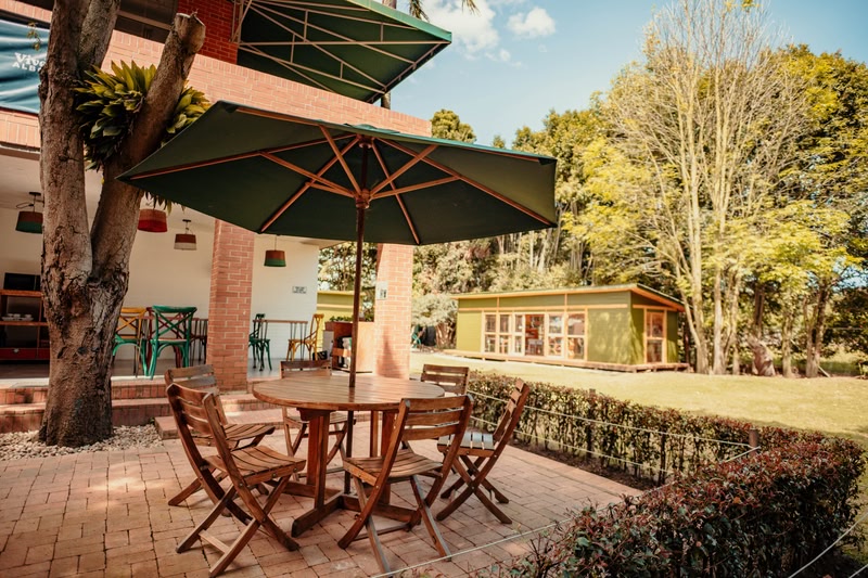 Patios para crecer en el Colegio Alborada